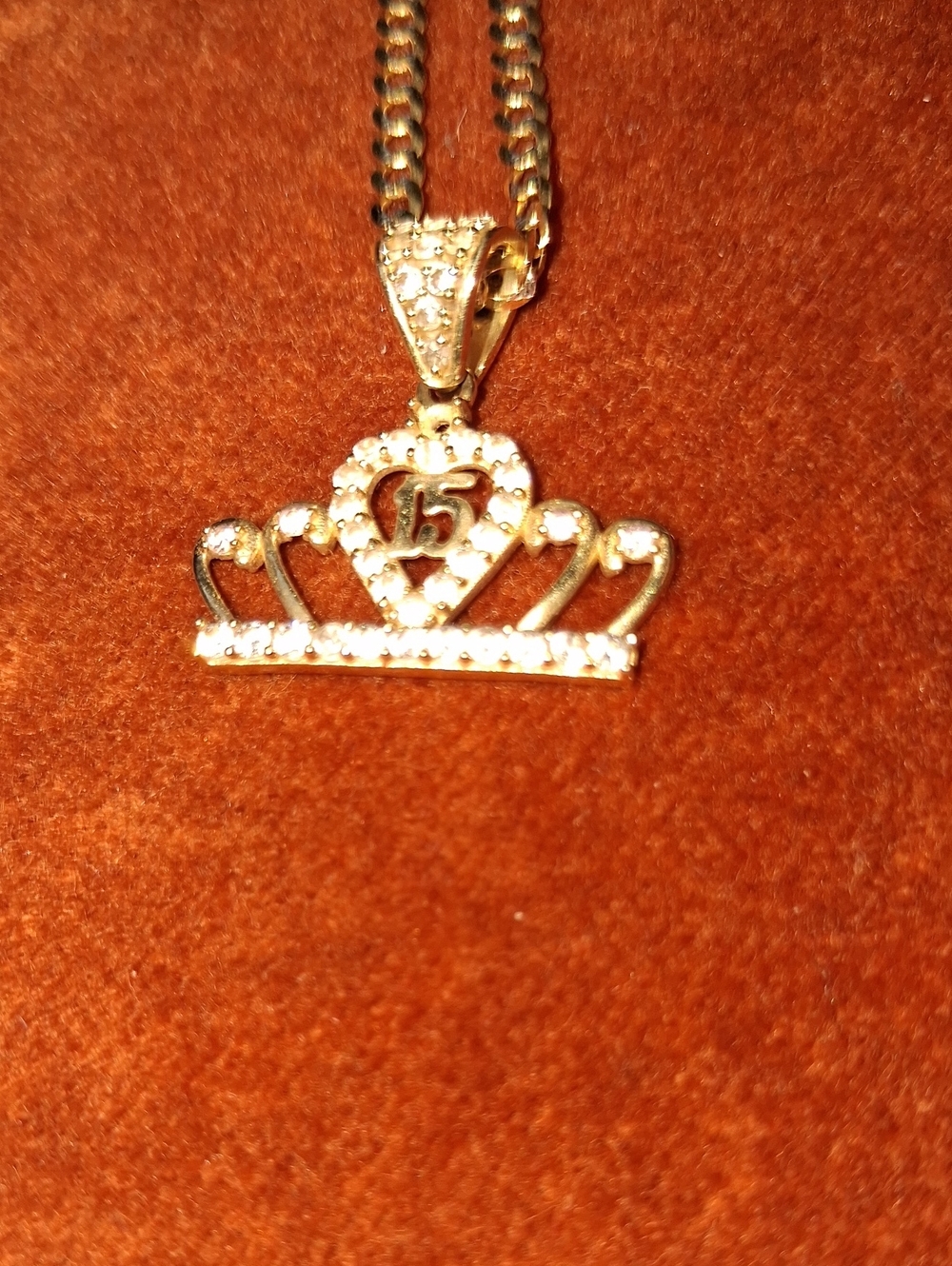 14KT GOLD NECKLACE w/CROWN CHARM
